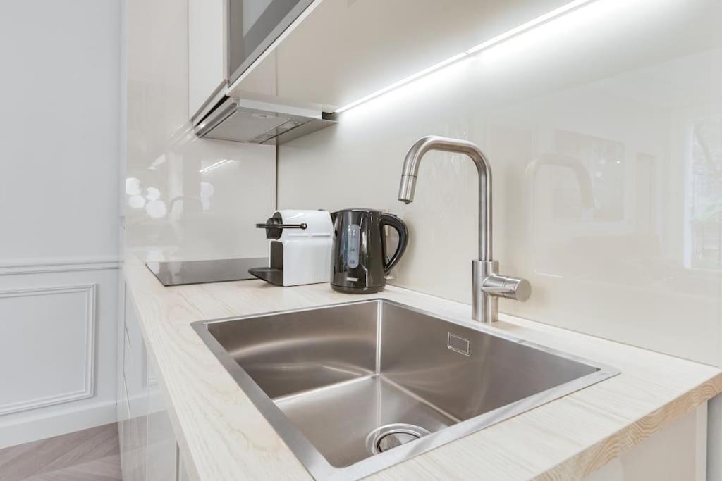 Apartamento Bright And Gorgeous Flat In The Heart Of París Exterior foto