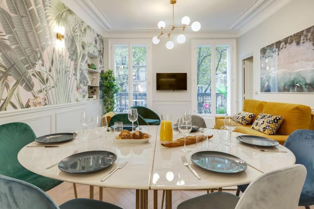 Apartamento Bright And Gorgeous Flat In The Heart Of París Exterior foto